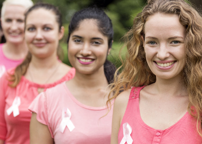 Lueur Création Française s'engage aux côtés de l'association Ruban Rose en créant une collection Capsule linge de bain